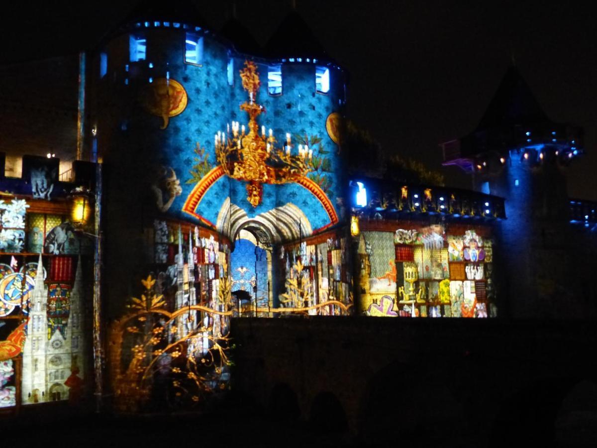 Maison Des Remparts Nichee Sous La Cite Каркассон Экстерьер фото